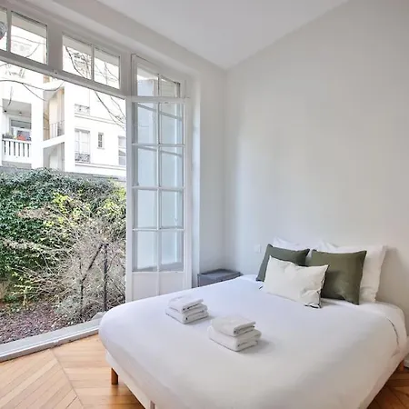 Apartment Appart 6pers # 2 Bedrooms # Pereire # 17 *